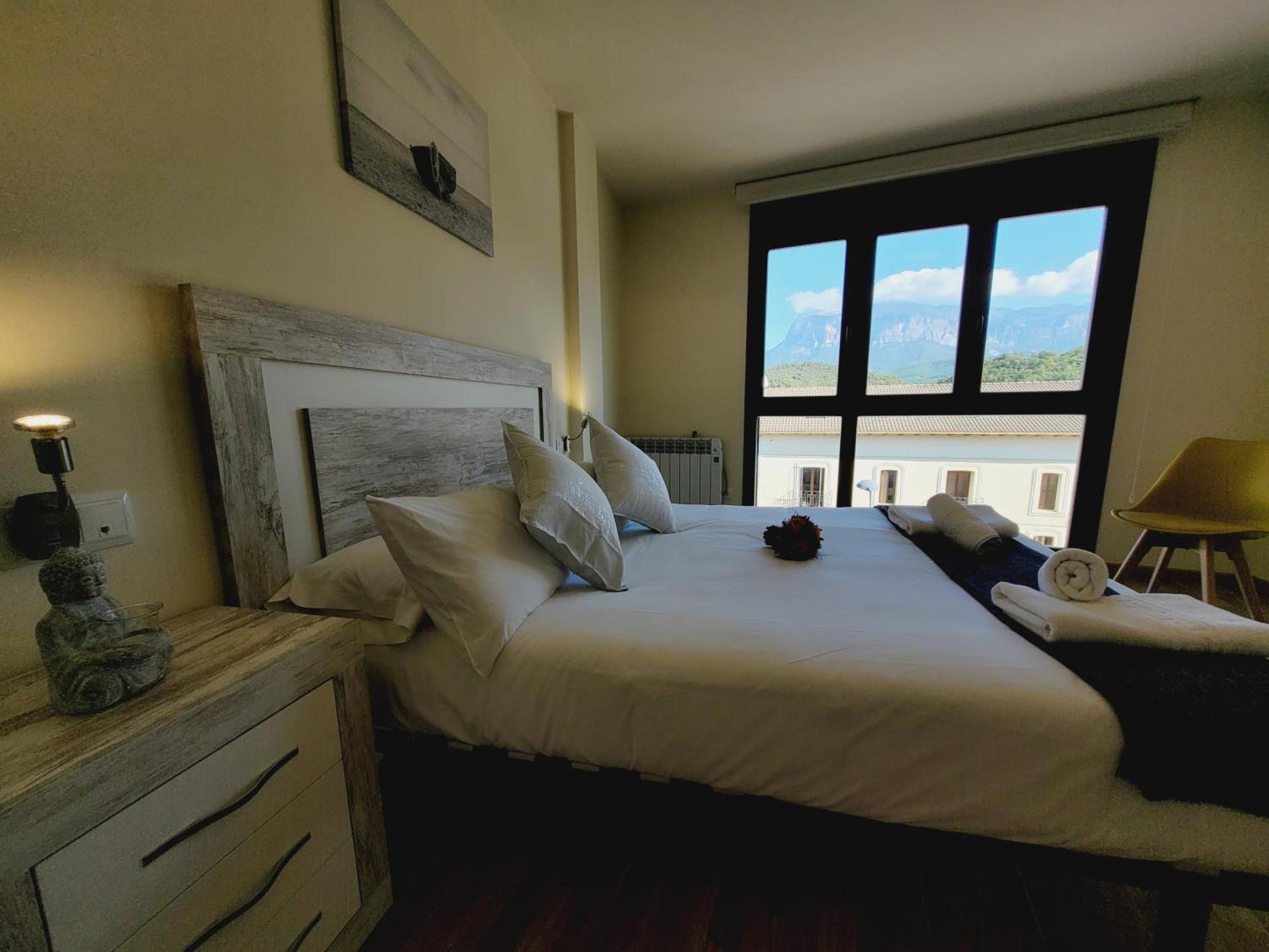 Guest House Ainsa Pirineos Chambre photo